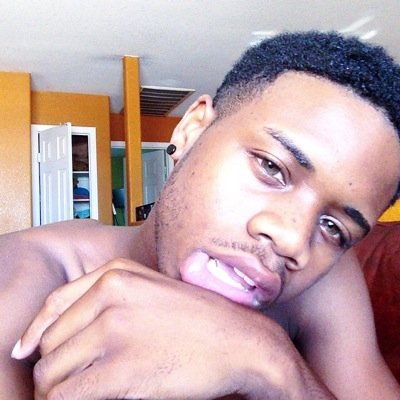 fuckbxyz's profile picture. 