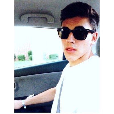 instagram: ianoffical
