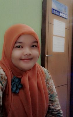 ichaaamarisa's profile picture. sederhana penuh suka dan duka