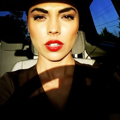 nikkiwikki2009's profile picture. 