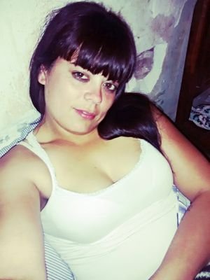 yanina_gamarra's profile picture. Te extraño Te extraño tanto mi amor, lo unico quiero es poder olvidarte. pero no puedo xq te sigo amando total mente.. TE AMO MUCHO MUCHO