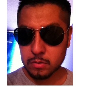 g_g2633's profile picture. 