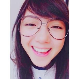 Music is my passion❤️ Youtube: Jannina W Instagram: @JanninaW
Traveling around DE, UK and TH · http://t.co/a8ozy9DQTv  ♥