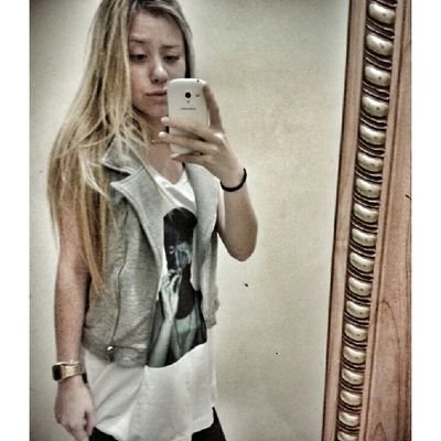twitter novo : @biirkca