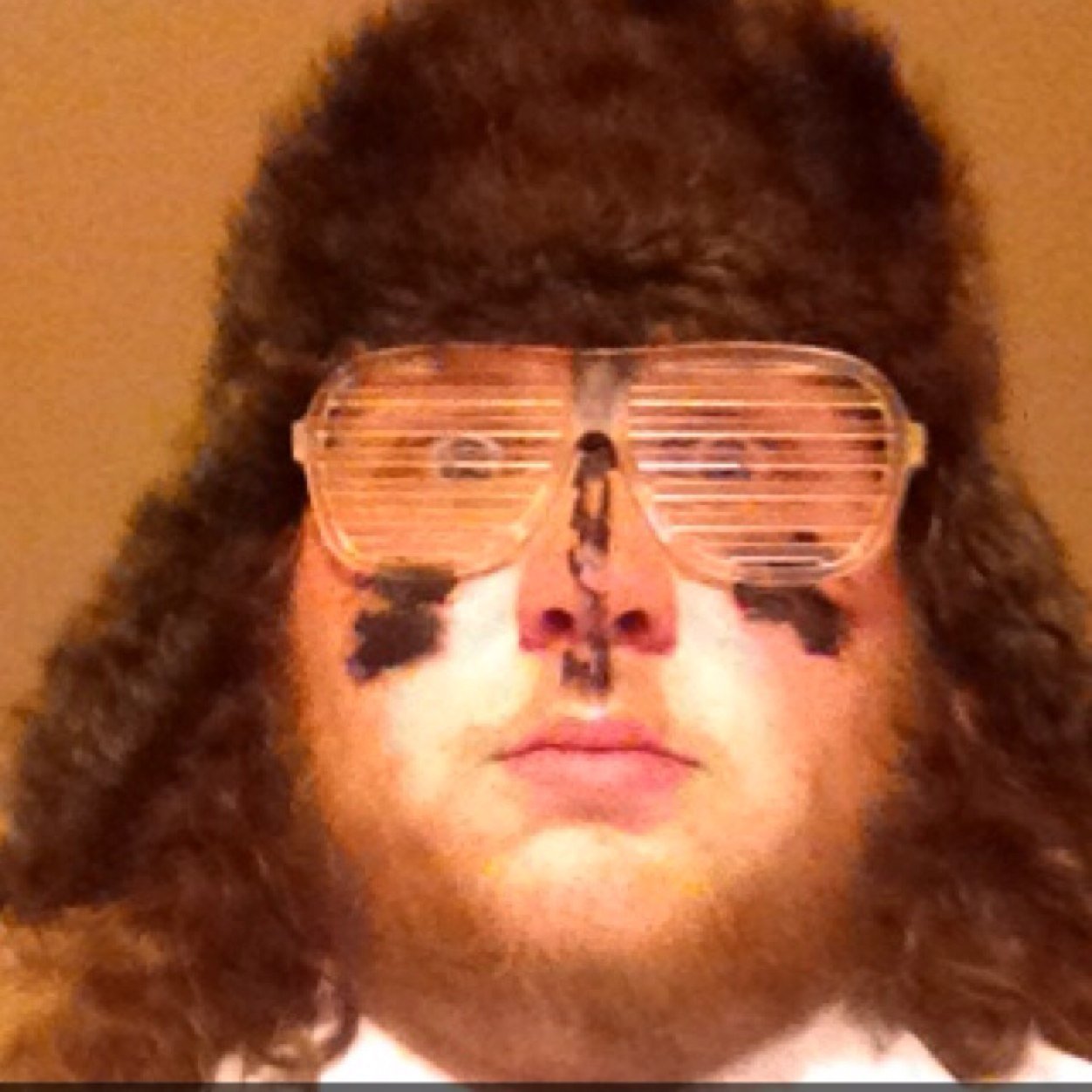 I have been called an albino version of troy polamaulu #sixseasonsandamovie