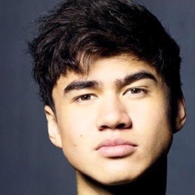 ur hot. @Calum5SOS is hot. jus do the frick frack already ~ @trippyskyirwin ~