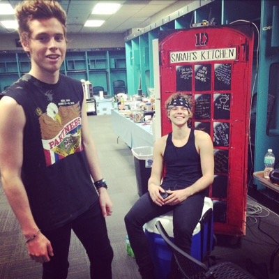 free follow from @radicalrvsa so follow her ? ♡
thaaank youuuuu babes! ♡