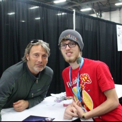 jesse_briscoe's profile picture. Gamertag Xbox One : P0LT3RG1EST ---- In love @chantelottacher Horror Fanatic Outdoors Dad of 1