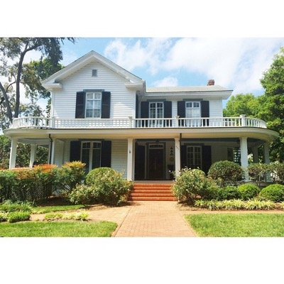 trideltaunc's profile picture. Alpha Sigma Chapter of ΔΔΔ