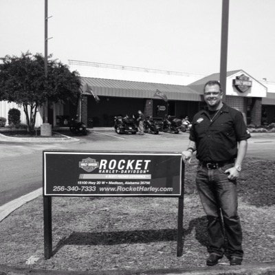 HDBRIANSMITH's profile picture. #ridehard #LIVEEVERYDAYASITMAYBEYOURLAST http://t.co/Oz9NkYvo0L