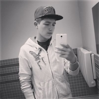 My name is STATIC ⚠️⚡️ Young B.M.E. Boutta take over the world I TWEET ABOUT MUSIC... I am a rapper⚡️ Needa label Feel free to follow✌️I FOLLOW BACK!!!