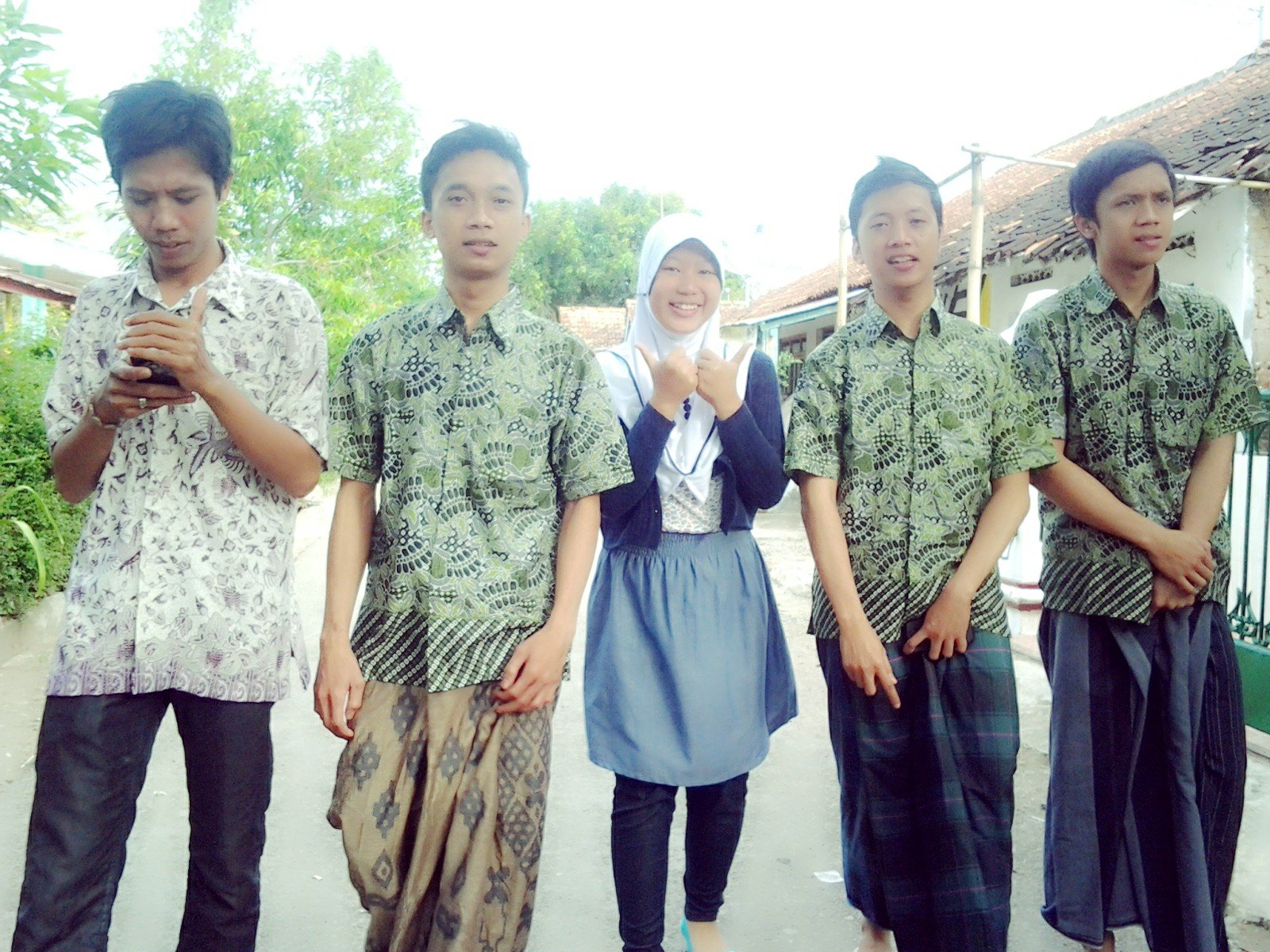 line: hanaadelia