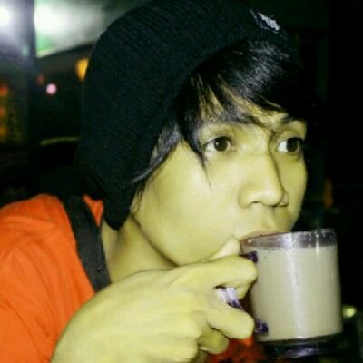 Lahir:Tarakan 03 maret 1988