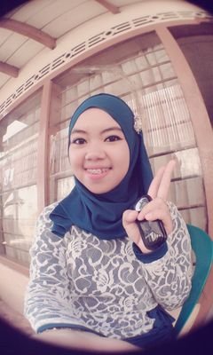 biar berjauhan asalkan hati tak berubah , dan biar tak jumpa asalkan hati tak lupa:)=D suka marah:)@randy_irma:):*({}) longlast:):*({})