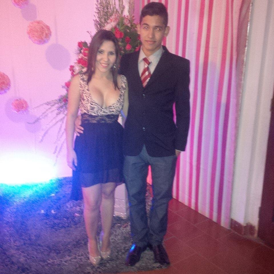 Mi gatico te amo demasiado, eres una maravillosa persona y un gran hermano para mí, gracias por jamás abandonarme, jta, jps, TE AMO MI AMOR♡.
