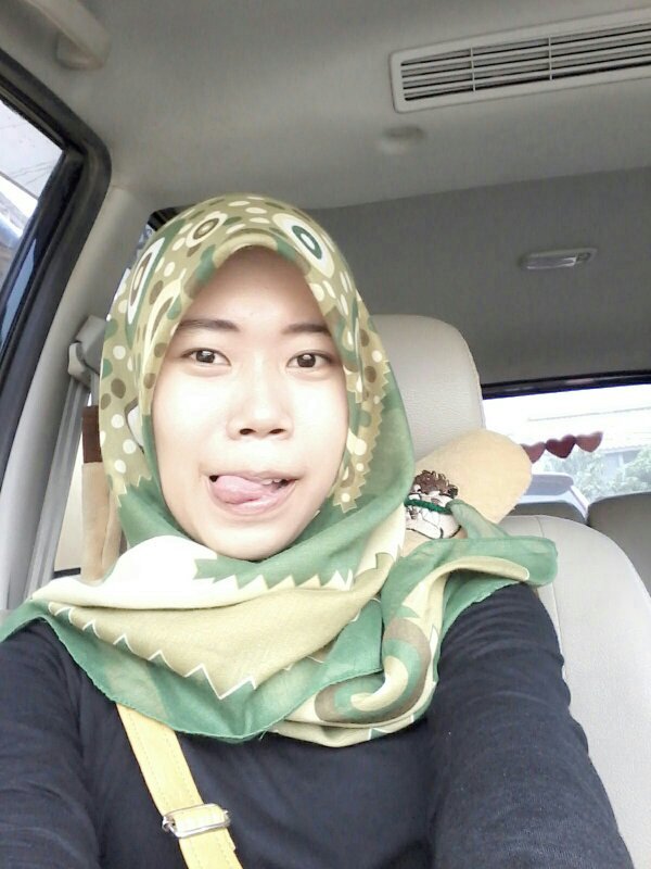 Membahagiakan Mamah sama Ayah itu jauh lebih penting dari apapun.. Love You MAMAH & AYAH & KAMU SAYANG :* :* :*