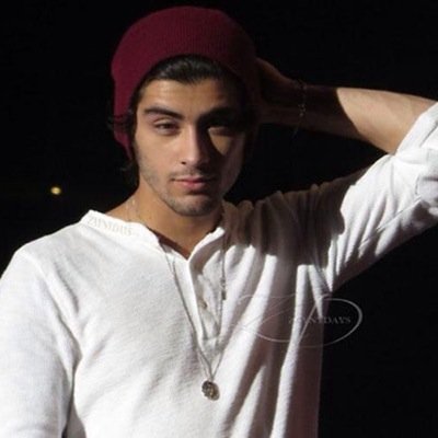 FOLLOW @nxightwzain ELLE FBACK Rt this please https://t.co/s4Kn4rxmgV
