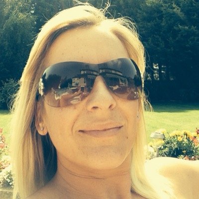 #lovemyjob Tweets by Zoe