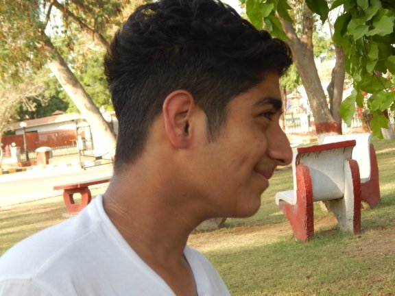 basically born in peshawar pakistan .Mother and father are both in army.have a sis and nw 16 years old!!