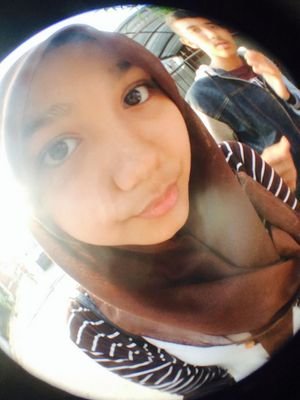 Rzkygde♡♡ and ma bitch @bella_destya{}