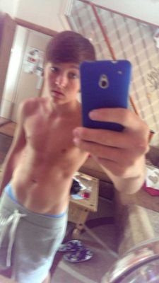subscribe 2-»»»»»Connor051198