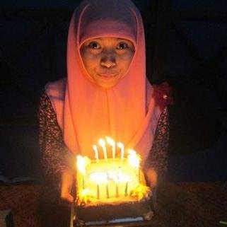 vhy_kumiko's profile picture. Tapakilah jejak diri, wujudkanlah mimpi..
dan yakinlah kan kau raih..