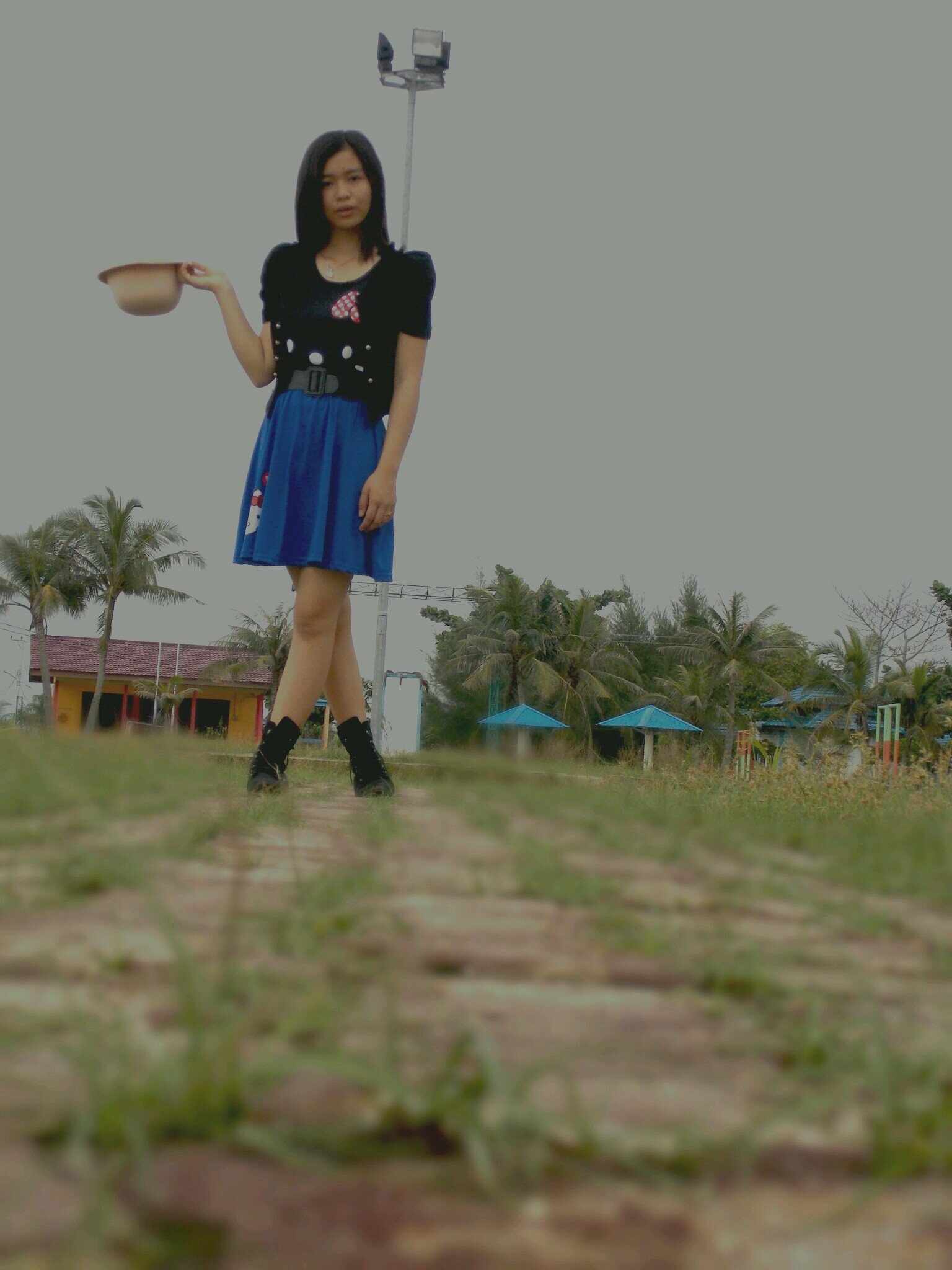 Zhuo_SheHue's profile picture. Think happy & Be happy