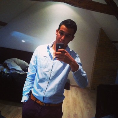 Jordan DS. 
18 ans. 
Étudiant à ISEG marketing et  communication