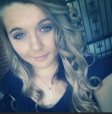 I'm Kenzie I am 16 and I say what I think I love to meet new people and if you have a question. ask me (^～^) my mottosmile because there is no reason not to3