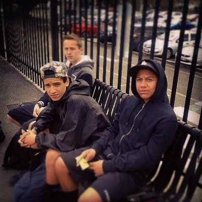 H.B.S H.B.C BM YOUNG MONEY IN THE BUILDING 
FUCK YOUR SOUND 
producer melbourne