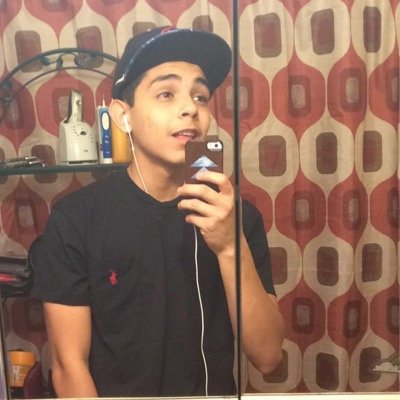 Follow me my last Twitter account  has been hacked or nahh lol pls I follow back