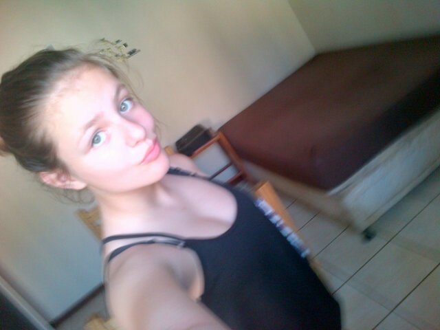 bbm pin : 2B9EC5B7