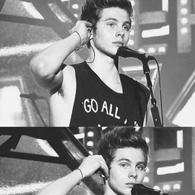 free follow from @radicalrvsa so mind following her? ☪ thank you ily