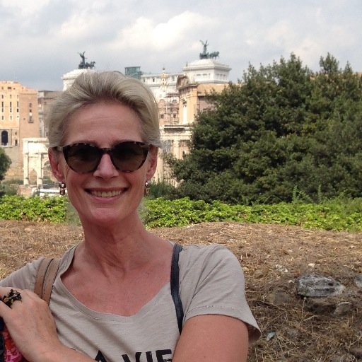 LindaEllen5's profile picture. 