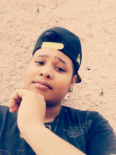 - A chuva que cai num final de tarde regando o solo pra vida brotar ♪