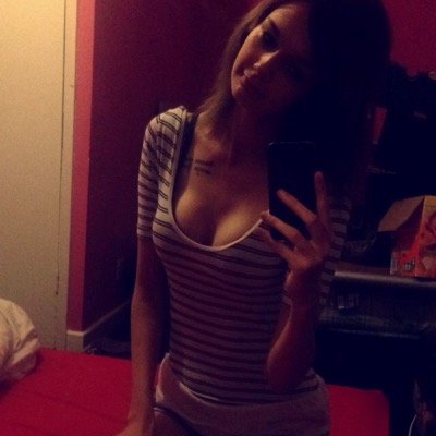 Old twitter, follow newest one  leanneevans95