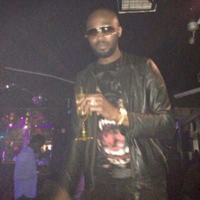 Aarondebada's profile picture. Entrepreneur
I Thanks lord, my mum & my dad for givin me life