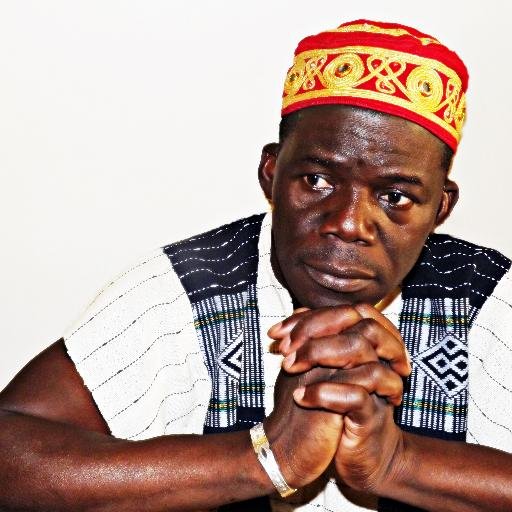 ARTISTE MUSICIEN, ENGAGE CONTRE LA MISERE AFRICAINE.CREATEUR DU  ZON  ( RYTHME, EN SENOUFO,  AU BATTEMENT DU COEUR ) GENRE MUSICAL: TRADI-MODERNE.