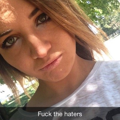 shitalex_tsays's profile picture. Queen of the duck face, always confused, and always over exaggerating