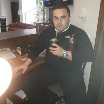 PitterDos's profile picture. .........