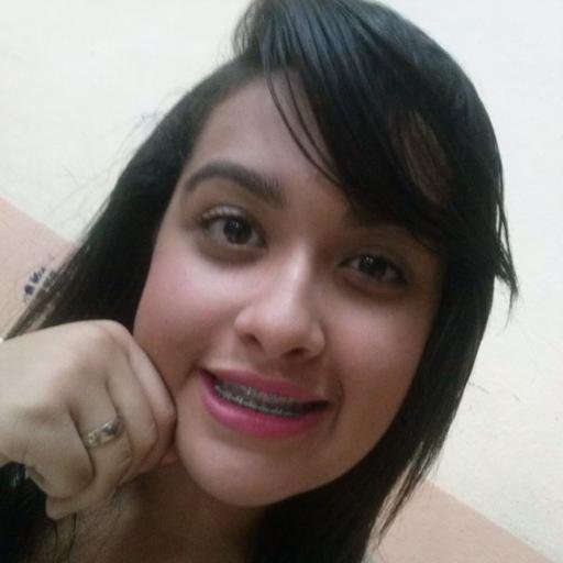 Maior defeito : acretidar nas pessoas erradas , muito alegre bobona ate de maais .. :D 
Msn: amanda-qzl@hotmail.com
Orkut: amandadiniz-04@hotmail.com