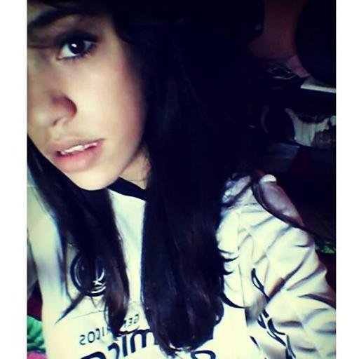 Belieber e BeyFã :3  
Instagram - http://t.co/95tGzQFUro