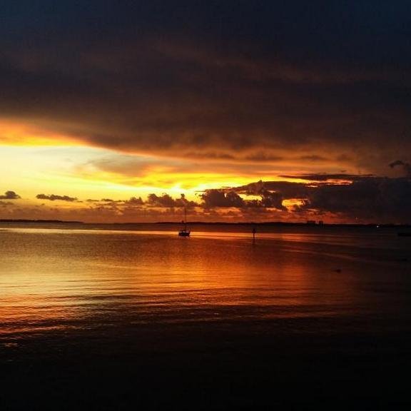 Covering events, dining, attractions, accommodations, outdoors and lifestyles of Panama City, #PCB and points west.