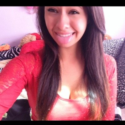 Corrine Rose Ramirez 2013GRAD twitter is lame follow mee on instaa @squishycheekies ! Ii live on vine ✌️ forever in love with him❤️