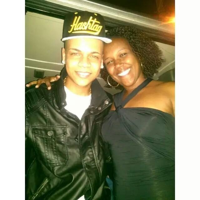 @Duduzinhomc , Te amar me faz um bem danado