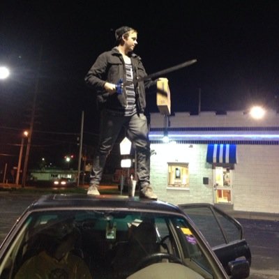 FuckingForrest's profile picture. Fuck Boy.