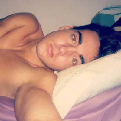 instagram ADRIANORUIZ2.  Amante de las buenas Fiestas y Deportista de Élite... no parar hasta conseguirlo Gooo