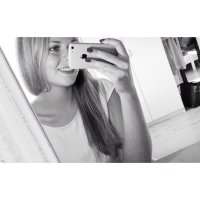 Zoë (@zoegrivec) 's Twitter Profile