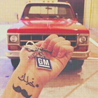 للتواصل بي بي  pin:25B02B7B واتس أب الله يحفظ والديني أمي وابوي  الغالين 0568544385
