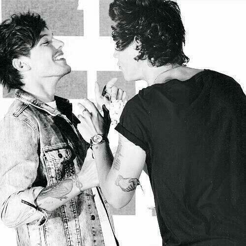 no me sigas en este , seguime en @eckvictoria 
NO ES IMPORTANTE QUE ME SIGAN, FOLLOW GRATIS


LARRY IS REAL ♥